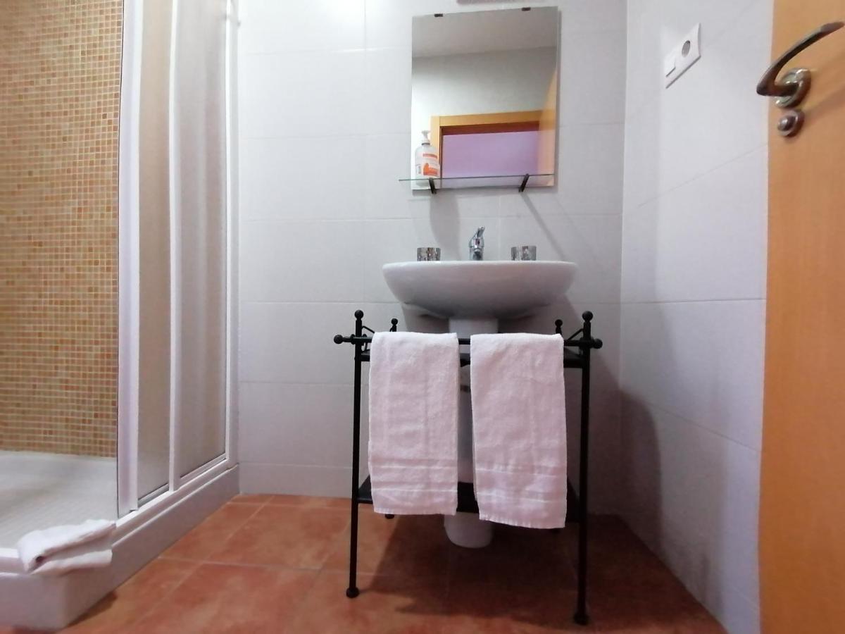 Apartamentos El Puente Madrid Extérieur photo