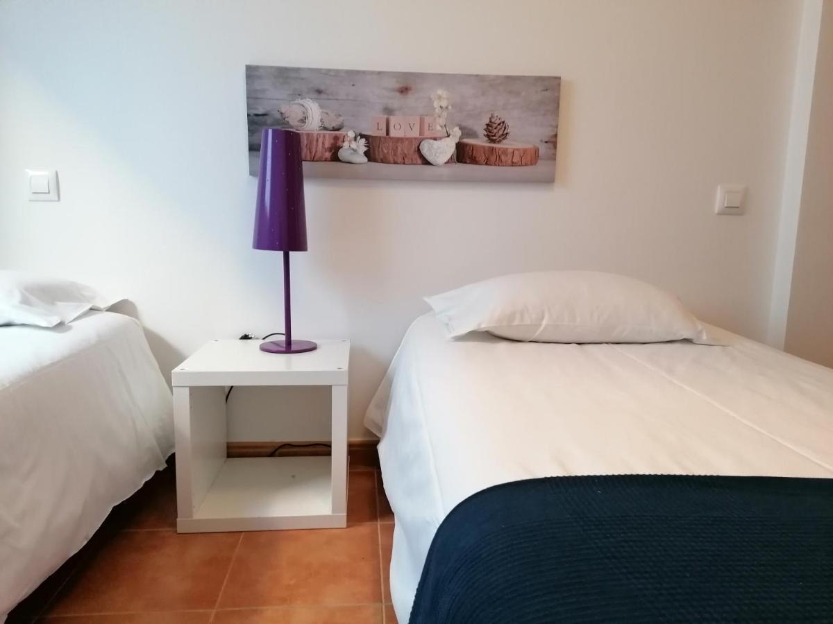 Apartamentos El Puente Madrid Extérieur photo