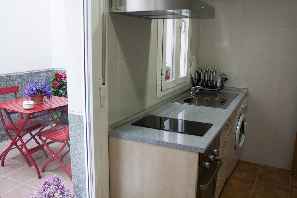Apartamentos El Puente Madrid Chambre photo