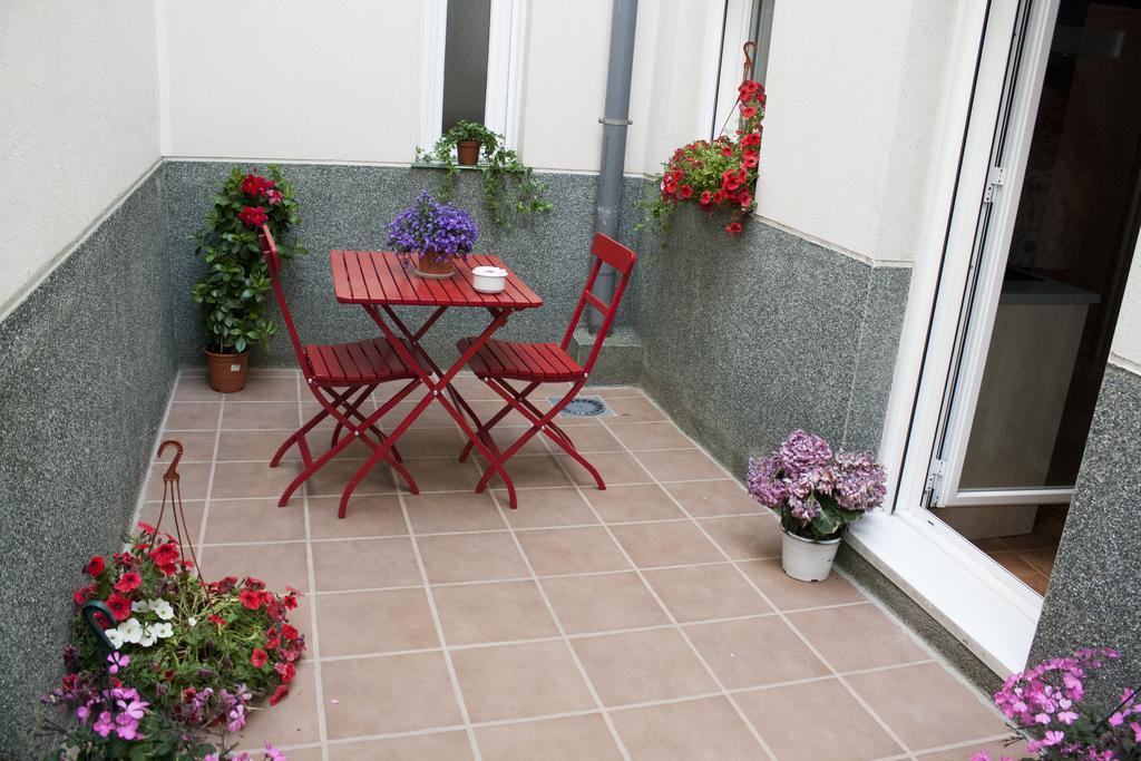 Apartamentos El Puente Madrid Chambre photo