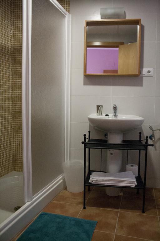 Apartamentos El Puente Madrid Chambre photo